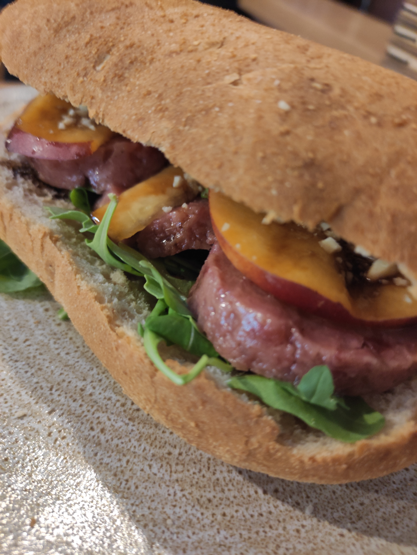 Panino con cotechino
